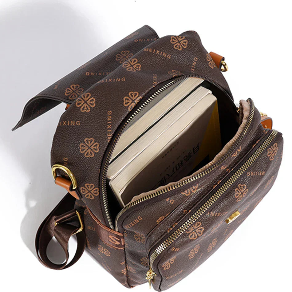 Bolsa_Mochila_Feminina_de_Couro_Pequena_Mochila_Monlisse_marrom_em_Couro_Leg_timo_com_compartimentos_internos_e_al_a_ajust_vel monlisse
