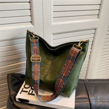 Bolsa Hobo Luxura Mairev – Estilo Boho em Couro Genuíno com Alça Estampada