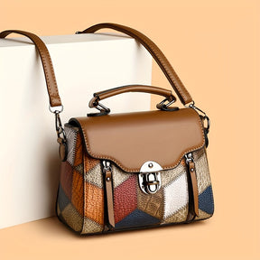 Bolsa Transversal Genevielle Mosaic – Couro Genuíno com Estampa Artística Luxo