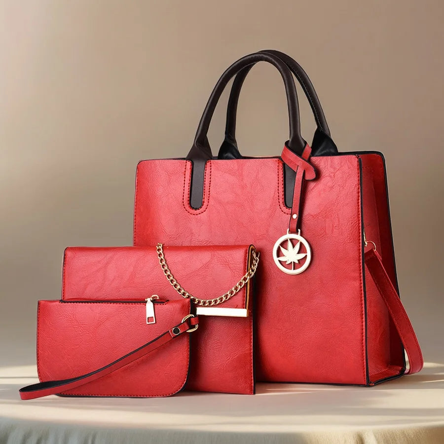 Kit Bolsa Feminina com Alças Tiracolo e Carteiras de Mão