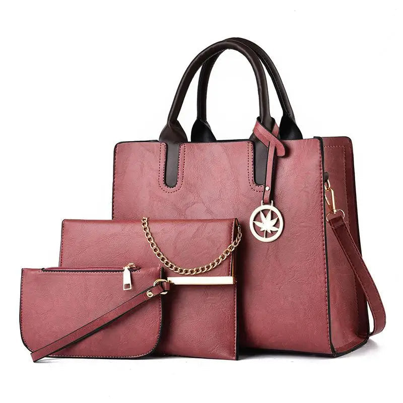 Kit Bolsa Feminina com Alças Tiracolo e Carteiras de Mão
