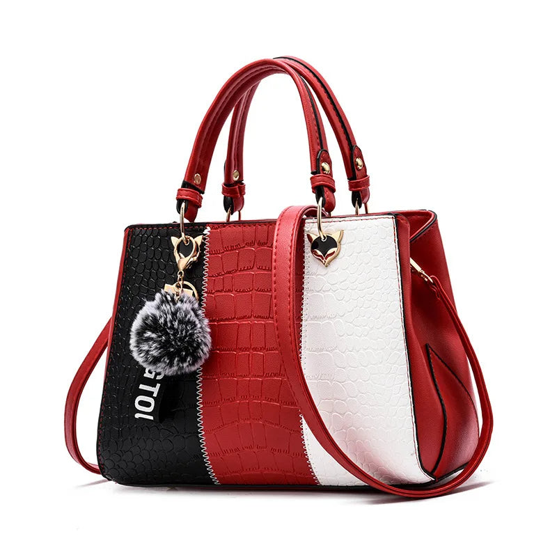 Bolsa vermelha com visual fashion e estrutura firme
