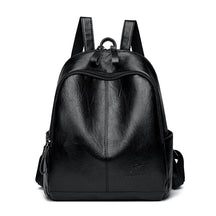 Mochila Feminina La Vellure de Couro – Espaçosa, Sofisticada e Versátil para o Dia a Dia